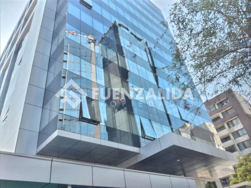 Almirante Pastene/Av. Andrés Bello