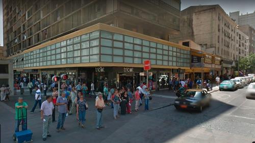 Monjitas 879,Santiago