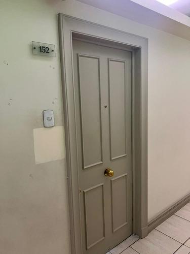 Merced 838, Santiago