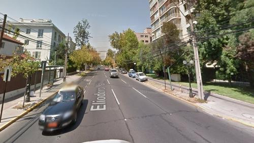Eliodoro Yáñez 2555, Providencia